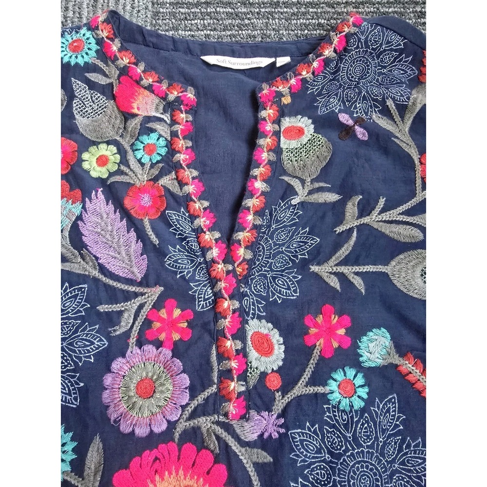 Soft Surroundings Embroidered Tunic Top Navy Floral 3/4 Bell Sleeves Boho S - Picture 4 of 10